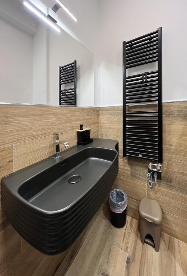 Camera Matrimoniale/Doppia con Letti Singoli con Bagno Privato